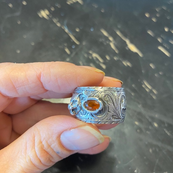 GUCCI SILVER GARNET RING TIGER HEAD - Picture 8 of 10